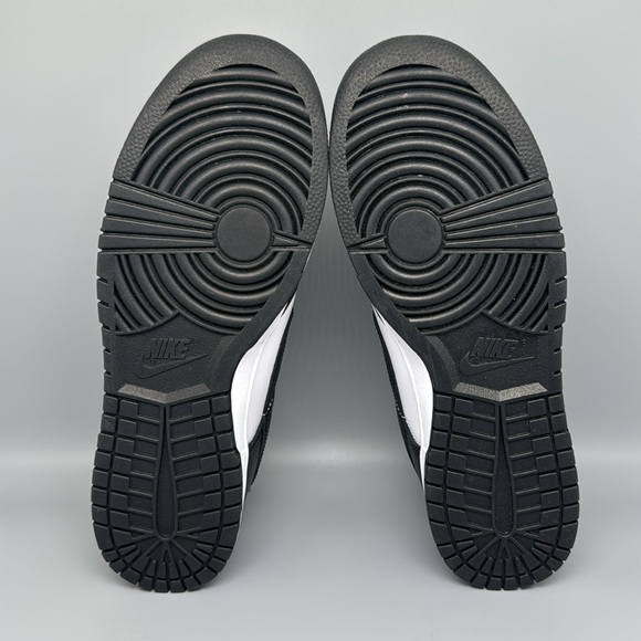 Nike Dunk Low Retro White‎ Black Panda Shoes DO1391-100 Men\'s Sz 11 main image 4